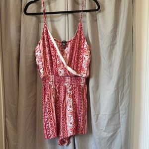 Rue21 Red and White Patterned Mini Dress